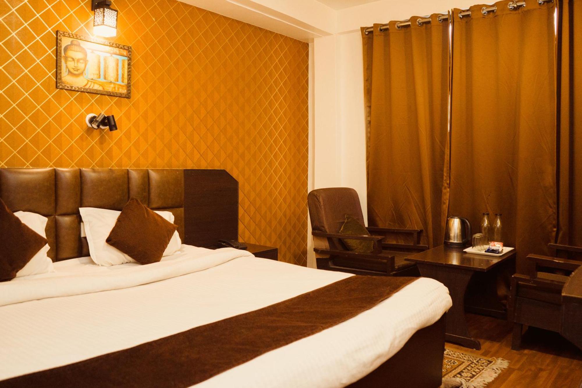 Hotel Siddhi Vinayak Regency, Mg Marg Gangtok Exterior photo